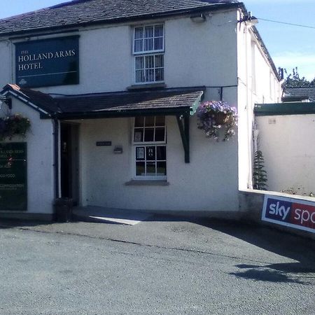 Holland Arms Hotel Gaerwen Экстерьер фото
